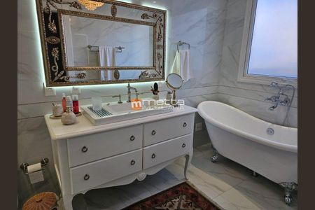 25_photo/9527381eff.bb2cfda027800a9a-ATLAS-faaa7f6c-ecb2-4760-888e-e969ce71fc3d.jpg de apartamento à venda com 3 quartos, 241m² em Centro, Florianópolis