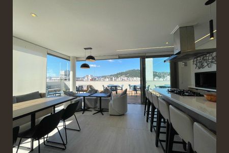 35_photo/9527381f17.a3fc3d29eb7d95c8-ATLAS-5b0f5cdf-a1da-4009-9d29-5830d622d64a.jpg de apartamento à venda com 2 quartos, 75m² em Centro, Florianópolis