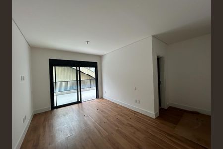 18_photo/9527381f25.9c5959cca0926d06-ATLAS-61641fc8-55d4-42ca-b9ad-e4ff7755cfd2.jpg de apartamento à venda com 3 quartos, 183m² em Centro, Florianópolis