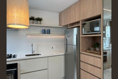 10_photo/9527381f55.a5a8e5e6da538c40-ATLAS-fa39aa0e-ca21-4957-af8a-3fa8aed31649.jpg de apartamento para alugar com 1 quarto, 42m² em Centro, Florianópolis