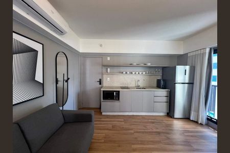 3_photo/9527381f6f.850ac6fcf68d6bf7-ATLAS-27ed9694-d2a3-4bd7-91a6-a0bd080a08bd.jpg de apartamento para alugar com 1 quarto, 40m² em Centro, Florianópolis