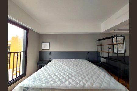 8_photo/9527381f6f.b9ff4cfc0c3e2064-ATLAS-78a66f43-e9d8-45f3-a5ca-df99388c54eb.jpg de kitnet/studio para alugar com 1 quarto, 40m² em Centro, Florianópolis