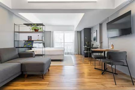 10_photo/9527381f6f.dd63bef89a0f751f-ATLAS-87e22e2f-4f9d-42c8-8350-4da0895b39a1.jpg de apartamento para alugar com 1 quarto, 35m² em Centro, Florianópolis