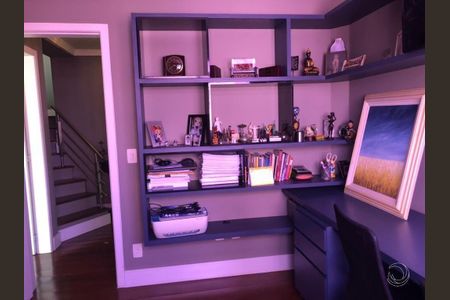 3_photo/9527381f83.3b6059f3a0c89634-ATLAS-522e284f-eacd-4b58-ac51-c06a8a7b94c1.jpg de apartamento à venda com 3 quartos, 203m² em Centro, Florianópolis