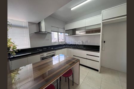 8_photo/9527381f83.e59fb15c82f7c014-ATLAS-247808fb-0788-4af2-9505-a8a2ef49ff9b.jpg de apartamento para alugar com 3 quartos, 100m² em Centro, Florianópolis