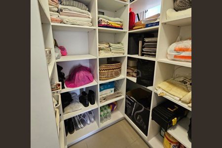 6_photo/9527381fab.4d87155b3589a1e3-ATLAS-15e45839-e769-4936-a4e2-cd9af9e91cac.jpg de apartamento à venda com 3 quartos, 226m² em Centro, Florianópolis