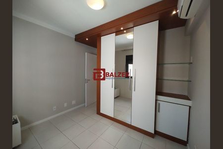 23_photo/9527381faf.ceff8192393c33de-ATLAS-01fdb980-1d87-446a-a0f2-9f449efee8cb.jpg de apartamento à venda com 3 quartos, 74m² em Centro, Florianópolis