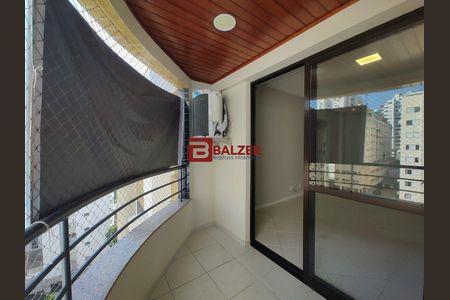 9_photo/9527381faf.ceff8192393c33de-ATLAS-82b2b3df-a201-4797-add1-0ee2d579a778.jpg de apartamento à venda com 3 quartos, 74m² em Centro, Florianópolis