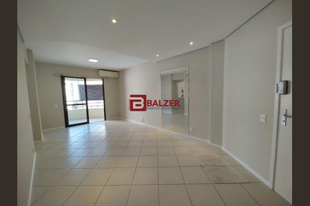 4_photo/9527381faf.ceff8192393c33de-ATLAS-9ae73a9b-3a29-441a-a2ef-c5bd005132de.jpg de apartamento à venda com 3 quartos, 74m² em Centro, Florianópolis
