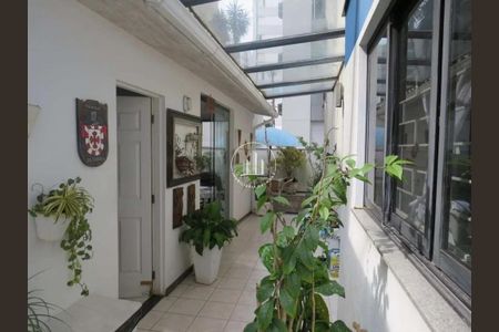 3_photo/9527381fbb.2d5b66cf4807465a-ATLAS-11ea7635-a869-48ba-8d04-e323f1d6f96a.jpg de apartamento à venda com 4 quartos, 274m² em Centro, Florianópolis