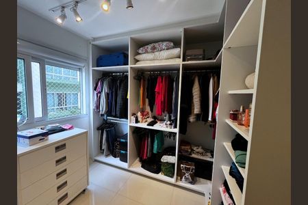 10_photo/9527381fd3.e92c8558ef1450dc-ATLAS-c0a70a52-a5d3-4c2c-90bf-4791e6b7d6db.jpg de apartamento à venda com 3 quartos, 130m² em Centro, Florianópolis