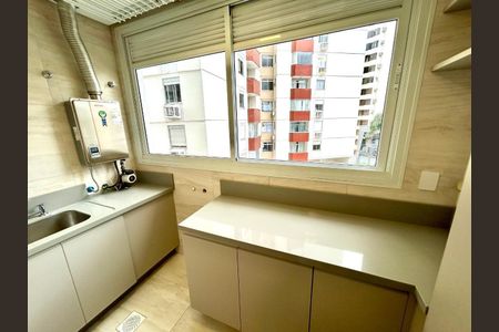 3_photo/9527381fdf.fad0552717df7bc0-ATLAS-1e73cd46-98e8-497e-86a8-499dfd87c6f7.jpg de apartamento à venda com 3 quartos, 94m² em Centro, Florianópolis