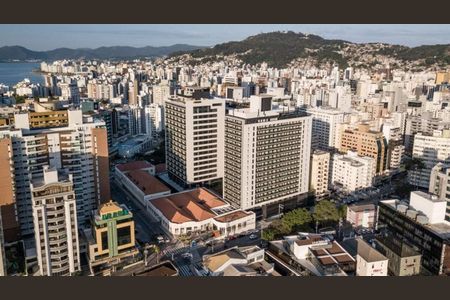 28_photo/9527381ff9.3e4c09b61d890e4e-ATLAS-b6ddf8e3-c28a-46bd-935d-d22eb26f44a3.jpg de apartamento à venda com 1 quarto, 64m² em Centro, Florianópolis