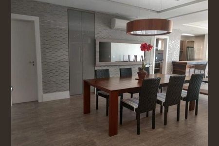 7_photo/95273821b5.2711490c8bf970df-ATLAS-25baa576-e0b5-4a36-952f-e8dae8877df1.jpg de apartamento à venda com 4 quartos, 285m² em Centro, Florianópolis