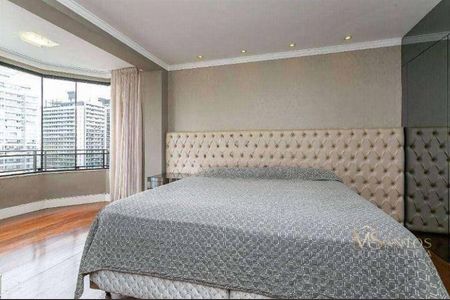 8_photo/95273821d5.b9a58a2244455dac-ATLAS-c047204b-44cd-488b-b78e-00a80f49bfb4.jpg de apartamento à venda com 3 quartos, 203m² em Centro, Florianópolis