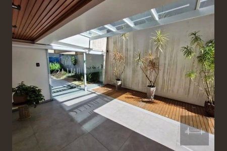 17_photo/95273821eb.7e73528d3e17a5a9-ATLAS-9c983f6a-58f2-41f9-856f-e7ee64b06168.jpg de apartamento à venda com 1 quarto, 28m² em Centro, Florianópolis