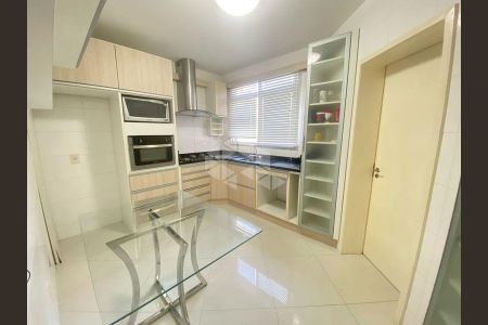 1_photo/95273822a3.5bd1f0bb8b72084d-ATLAS-022c138f-612c-4754-a7fa-6e62bf3ef856.jpg de apartamento para alugar com 4 quartos, 156m² em Centro, Florianópolis
