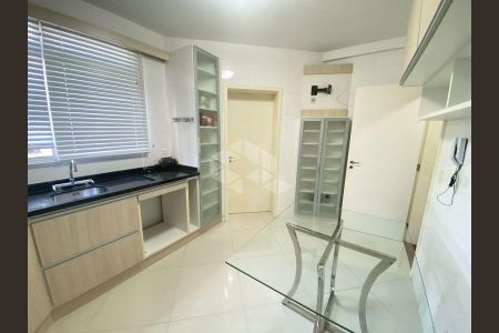 5_photo/95273822a3.5bd1f0bb8b72084d-ATLAS-2537e37b-c5f3-4aec-848e-57c12d7a0a79.jpg de apartamento para alugar com 4 quartos, 156m² em Centro, Florianópolis