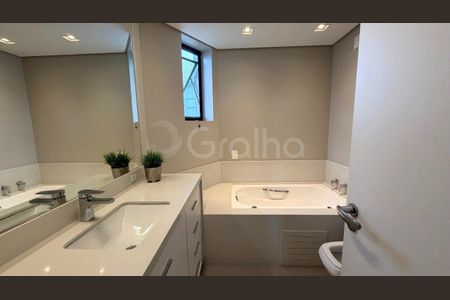 27_photo/95273822a7.ad0373dfc5b16c0f-ATLAS-4c30e90d-e2dc-4499-b986-6e7353f0b386.jpg de apartamento à venda com 4 quartos, 152m² em Centro, Florianópolis