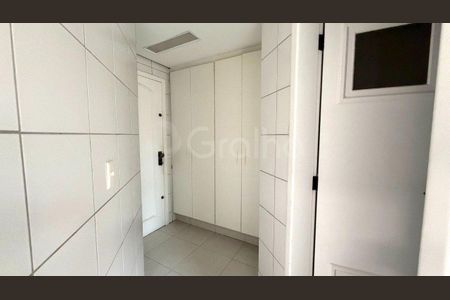 13_photo/95273822a7.ad0373dfc5b16c0f-ATLAS-7f8a0641-b4e6-4fcb-bd62-a96b82ad0354.jpg de apartamento à venda com 4 quartos, 152m² em Centro, Florianópolis