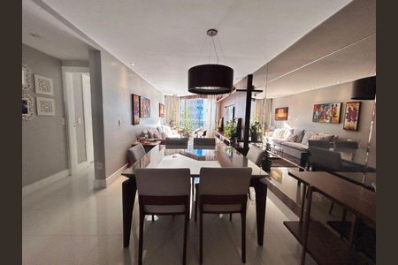 2_photo/95273822b9.d0048283ca26d552-ATLAS-a5541b3b-a706-4ab5-8d4e-ece62f264ba3.jpg de apartamento à venda com 3 quartos, 98m² em Centro, Florianópolis