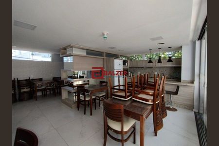 1_photo/95273822df.8b238b2f56f58e8d-ATLAS-002b012f-5bfe-4dd2-b53f-d02a55f309d0.jpg de apartamento à venda com 2 quartos, 106m² em Centro, Florianópolis