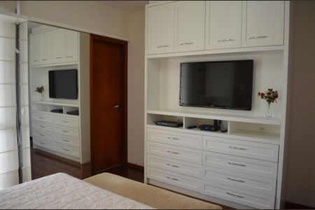 3_photo/95273822e3.d886a11bdfea0534-ATLAS-4b1553a3-002e-41b8-97ac-4b2dbd37fe92.jpg de apartamento à venda com 4 quartos, 157m² em Centro, Florianópolis
