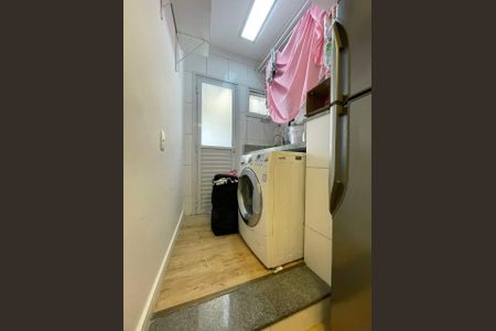 25_photo/9527382341.db3bcc29b185f995-ATLAS-2e58d360-676d-4a9d-a8f0-3bb00a590e3f.jpg de apartamento à venda com 3 quartos, 74m² em Centro, Florianópolis