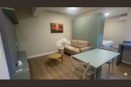 2_photo/952738235f.f279df7ab7105e24-ATLAS-df06f8c5-88db-4e6f-b759-d954d0d86ab8.jpg de apartamento à venda com 1 quarto, 42m² em Centro, Florianópolis