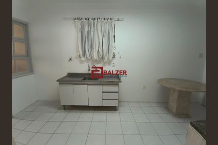 6_photo/95273824a3.ceff8192393c33de-ATLAS-88b4dd10-2f11-4fd1-a8f1-dc79876edade.jpg de apartamento à venda com 3 quartos, 74m² em Centro, Florianópolis