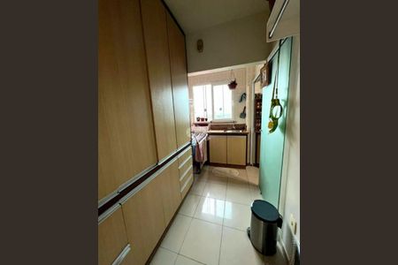 17_photo/952738254d.a824f5d462c04ebd-ATLAS-8c29f866-a184-419d-937e-059aa0d40f4f.jpg de apartamento à venda com 4 quartos, 117m² em Centro, Florianópolis