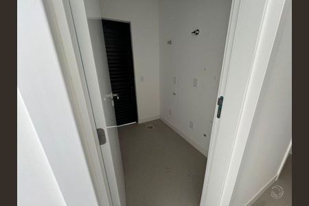 8_photo/952738325b.e9bc35269128f7e8-ATLAS-bdcb4f00-dea4-4b28-80bb-4046e725c7ea.jpg de casa à venda com 3 quartos, 165m² em Centro, Florianópolis