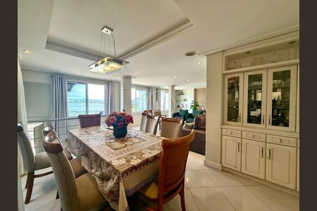 12_photo/95273832bb.42e6edcb8394660c-ATLAS-62cdacfd-ef1b-4c42-8ced-e673d79ad2c7.jpg de casa à venda com 4 quartos, 157m² em Centro, Florianópolis