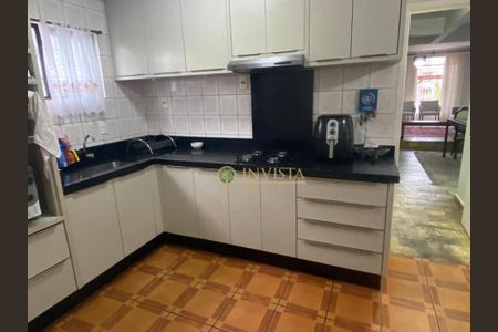 2_photo/95273839f5.9a54faa83c3e471c-ATLAS-614f086a-b5a3-4ddb-95b7-baa3d951eca0.jpg de casa à venda com 4 quartos, 191m² em Centro, Florianópolis