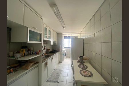 13_photo/9527383a31.979accef871df390-ATLAS-698fb509-b41d-4349-bcfd-ebaa86dca59a.jpg de apartamento à venda com 2 quartos, 75m² em Centro, Florianópolis