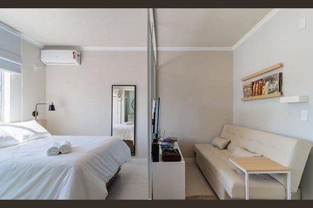 10_photo/9527383a8b.408e88be68f5a6da-ATLAS-e356adf1-6624-4c0a-9fb1-bb871a9ed227.jpg de apartamento à venda com 1 quarto, 24m² em Centro, Florianópolis