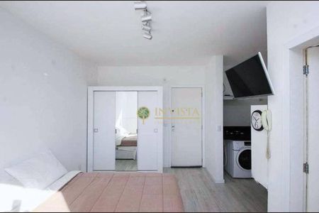 3_photo/9527383a8b.7d40dddb435df00c-ATLAS-d9cb8ee7-8466-4d1f-8970-ae1e528d30a6.jpg de kitnet/studio à venda com 1 quarto, 27m² em Centro, Florianópolis