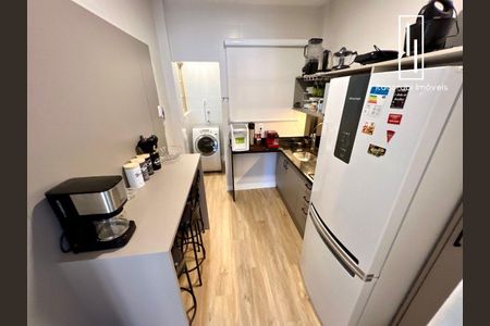 5_photo/9527383a95.04f4efb4ec0e2ec3-ATLAS-6bb8a0ad-1f5e-40f8-b1d4-cc543b457141.jpg de apartamento à venda com 3 quartos, 54m² em Centro, Florianópolis