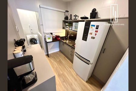 4_photo/9527383a95.04f4efb4ec0e2ec3-ATLAS-d8ab1845-ee1c-4e76-b204-7b1ddbb91471.jpg de apartamento à venda com 3 quartos, 54m² em Centro, Florianópolis