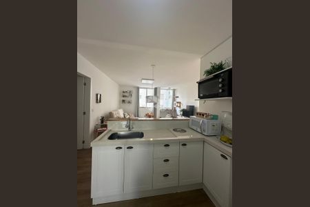 12_photo/9527383aed.8112f57c7da29d24-ATLAS-327dc7a0-6e6a-42e9-8e6c-cec6e85bc640.jpg de apartamento à venda com 3 quartos, 80m² em Centro, Florianópolis