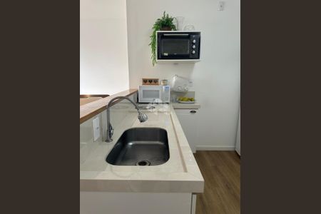 33_photo/9527383aed.8112f57c7da29d24-ATLAS-d0622bec-6b9e-410a-b8e8-a48763bfe0d9.jpg de apartamento à venda com 3 quartos, 80m² em Centro, Florianópolis