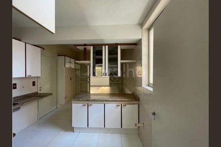 5_photo/9527383afb.db7d545b401ed559-ATLAS-18703d6a-5b10-4e31-aa59-11245ede7351.jpg de apartamento à venda com 3 quartos, 131m² em Centro, Florianópolis