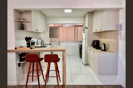 5_photo/9527383afd.c8dadca88cf6c8f2-ATLAS-56486bfd-39f7-4488-af83-991d20838e03.jpg de apartamento à venda com 3 quartos, 86m² em Centro, Florianópolis