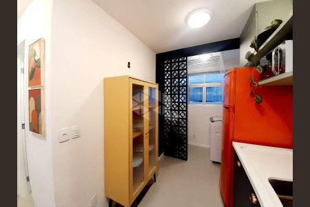 7_photo/9527383b03.3b0eba4b0fc26efe-ATLAS-52c1c50b-ccea-46bf-b806-d00ede4e4b95.jpg de apartamento para alugar com 1 quarto, 47m² em Centro, Florianópolis