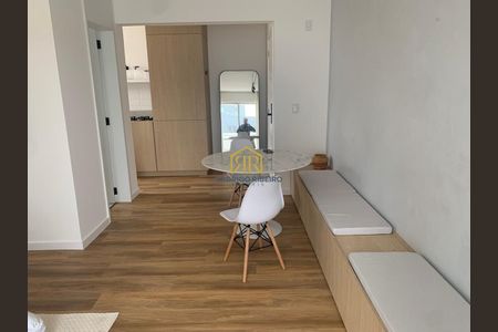 3_photo/9527383b29.4cea1a0b3f6bbd2f-ATLAS-4b9d4105-03e6-43cd-b57a-010b643fc1b0.jpg de apartamento à venda com 1 quarto, 33m² em Centro, Florianópolis