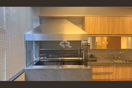 36_photo/9527383b2d.7552bb43a9605633-ATLAS-a7b071a2-23db-4aef-90c7-6af7128f38d3.jpg de apartamento à venda com 4 quartos, 167m² em Centro, Florianópolis