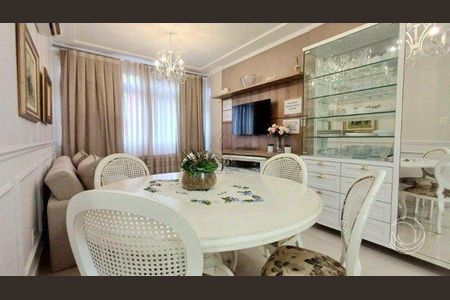 4_photo/9527383b35.e5e53021d2ce9d8f-ATLAS-15c05e70-92b9-4e2b-9b6b-3ce5ae4bc22d.jpg de apartamento à venda com 2 quartos, 57m² em Centro, Florianópolis