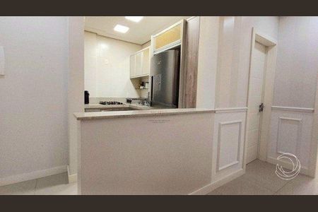 11_photo/9527383b35.e5e53021d2ce9d8f-ATLAS-512f247c-d497-4ce4-9e7e-e676f0a59175.jpg de apartamento à venda com 2 quartos, 57m² em Centro, Florianópolis