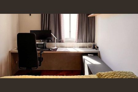 42_photo/9527383b4d.c2cf35dde24235a3-ATLAS-c8d60ad2-46b0-4d41-b1d7-0da30d0c4407.jpg de apartamento à venda com 2 quartos, 76m² em Centro, Florianópolis