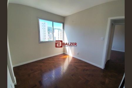 19_photo/9527383b4d.ceff8192393c33de-ATLAS-6cbbec8a-ad4e-4b95-aedd-f4f5e6d0395e.jpg de apartamento à venda com 2 quartos, 76m² em Centro, Florianópolis
